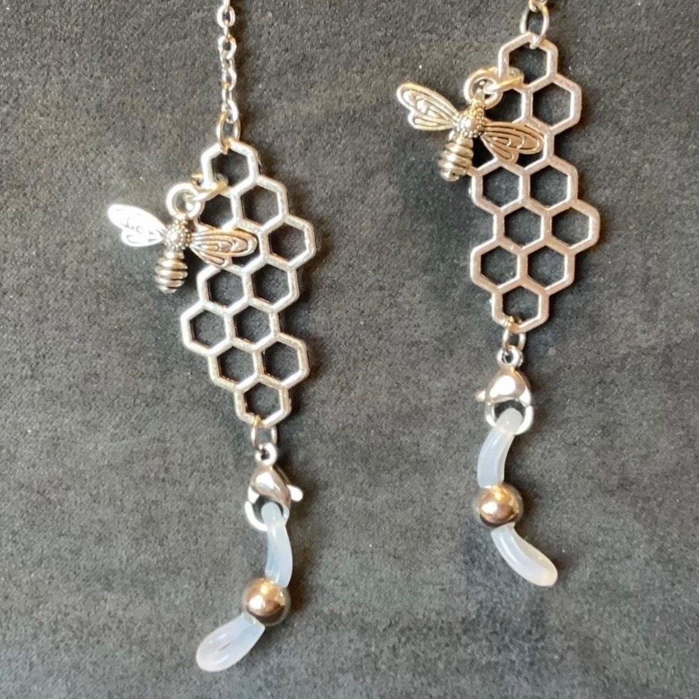 Honeycomb Bee Eyeglass Chain Whimsical Readers Holder Gold or Silver 27" Long - Picture 5 of 10